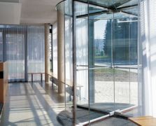 多瑪?KTV-ATRIUM 旋轉(zhuǎn)門